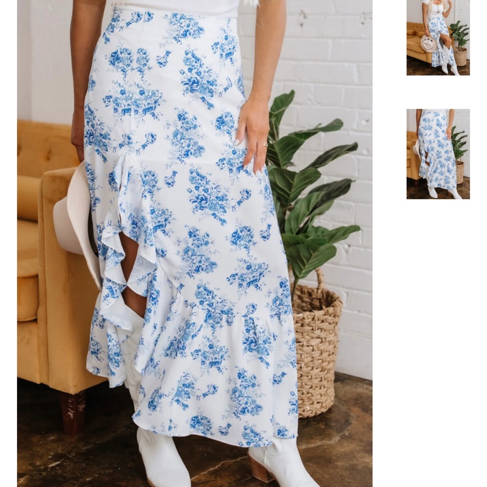 Floral Blue and White Women's Skirt